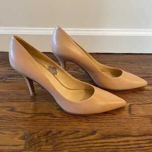 Elegant Nude Pumps